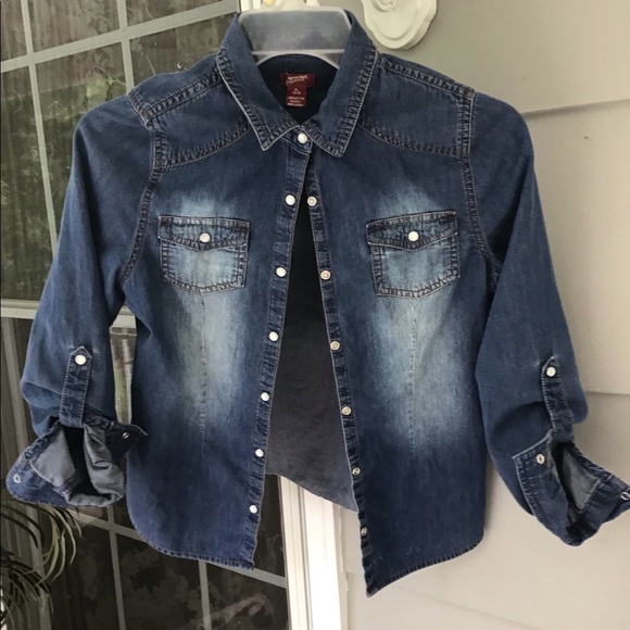 Arizona Jean Company Other - Arizona jeans top shirt  X large 14–16 girls snap blue jeans EUC